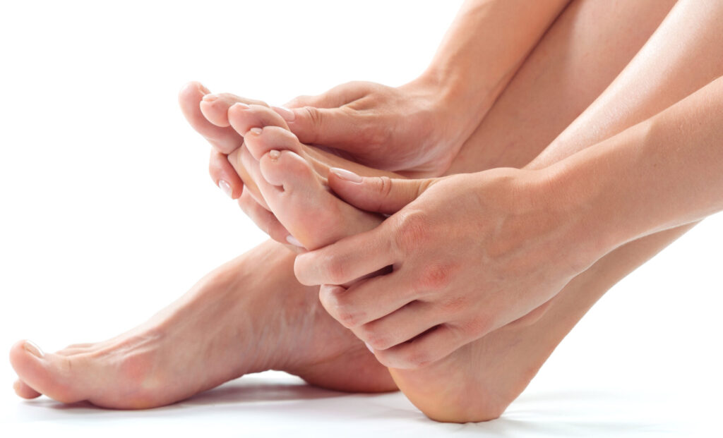 prevención de ampollas en los pies verano caminando